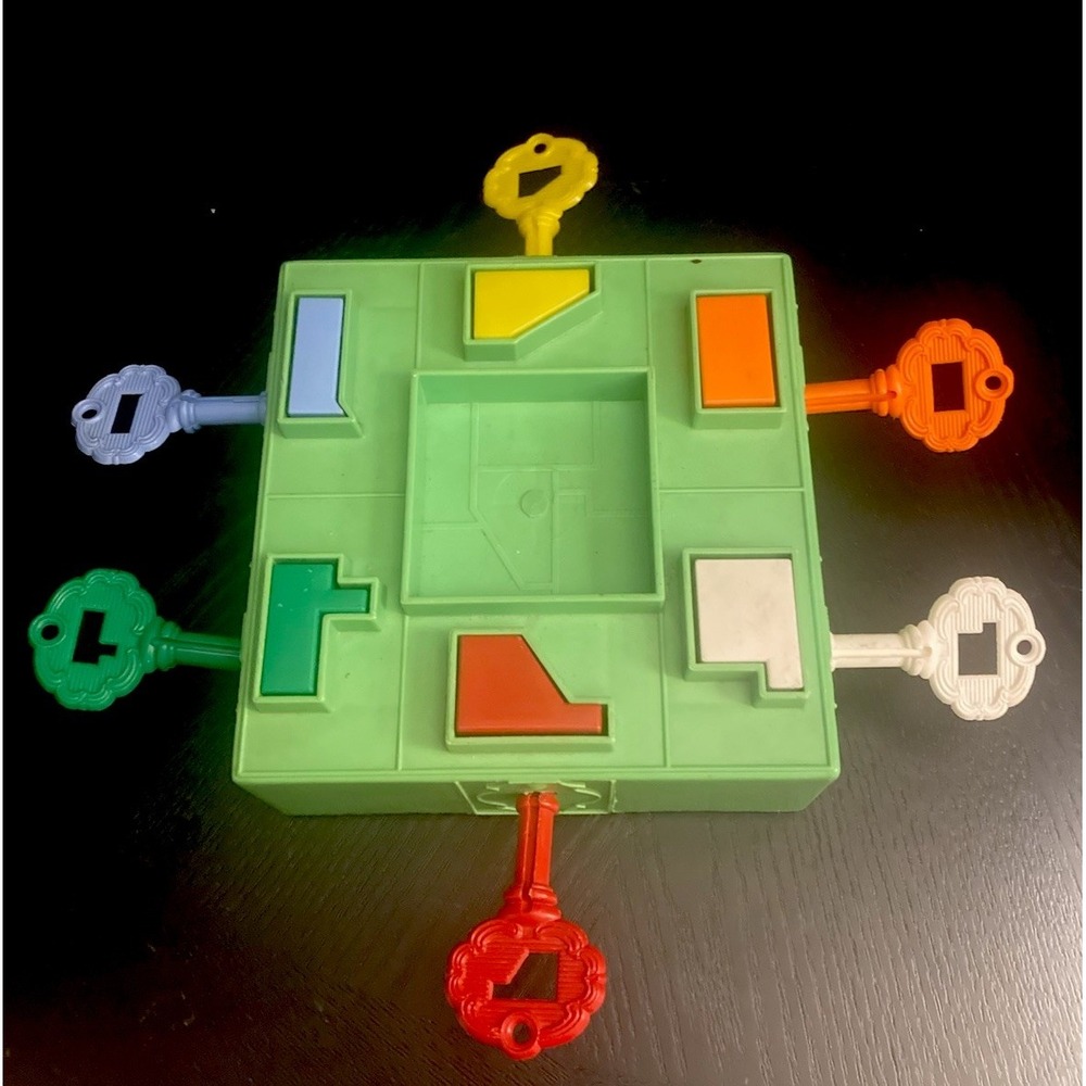Vintage 1970's Keys of Learning Game by‎ Child Guidance No.100 Toy Educational